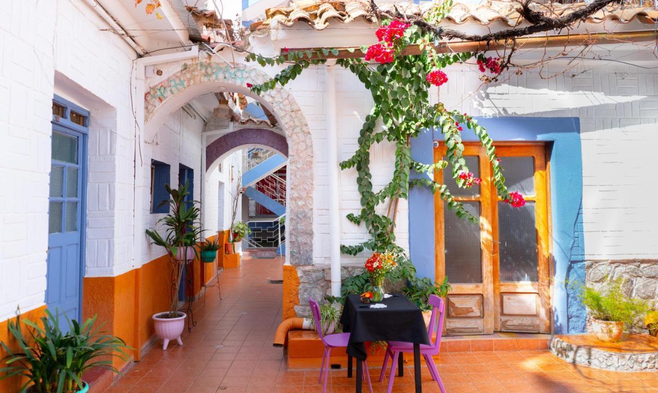 Hostal Zeballos Tarija Bagian luar foto