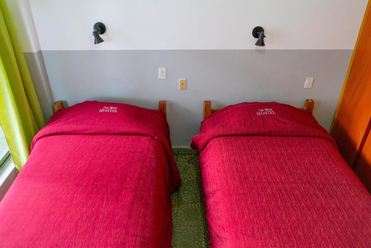 Hostal Zeballos Tarija Bagian luar foto