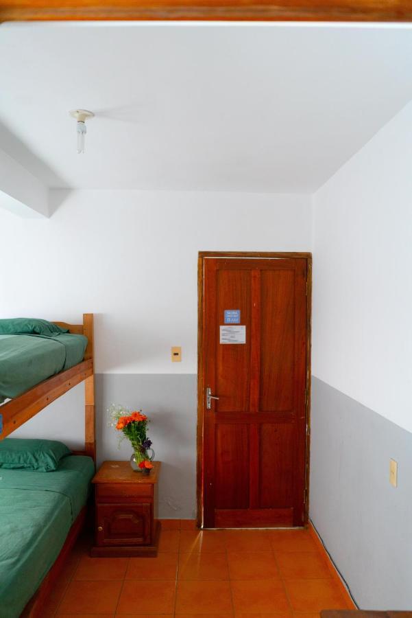 Hostal Zeballos Tarija Bagian luar foto