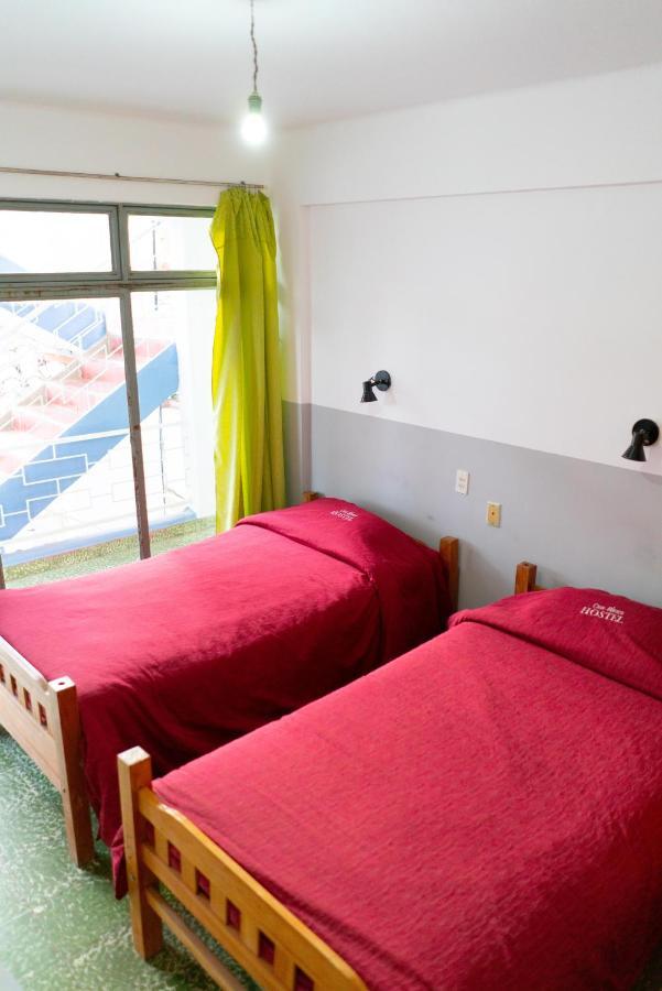 Hostal Zeballos Tarija Bagian luar foto