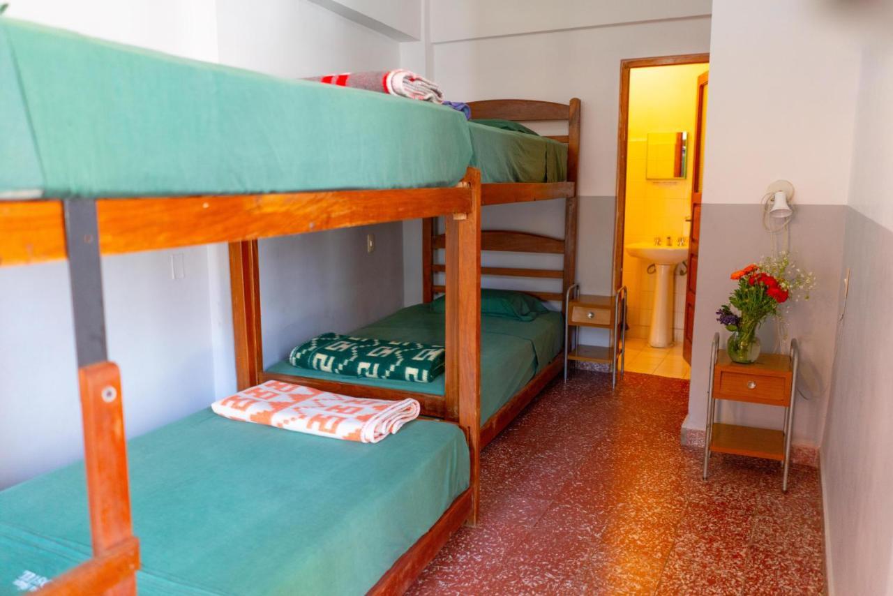 Hostal Zeballos Tarija Bagian luar foto